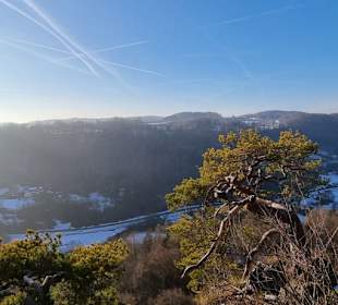 Links wäre die Burg zu sehen