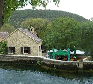 In der Nähe des Eingangs