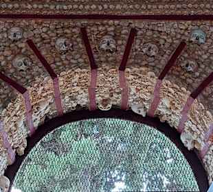 Capela dos Ossos