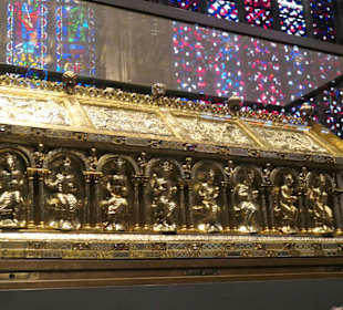 Der Karlsschrein im Dom von Aachen