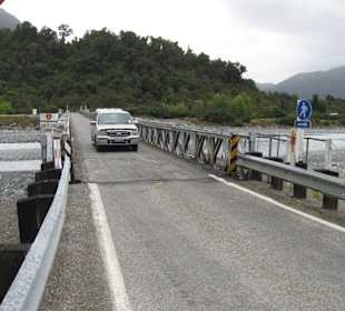 Brücke über den Waiho River