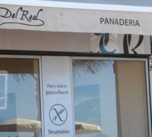 Die Cafeteria Del Real an der Promenade