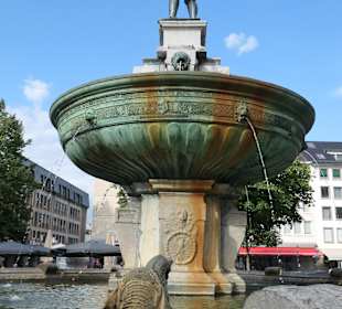 Am Rathausmarkt von Aachen 