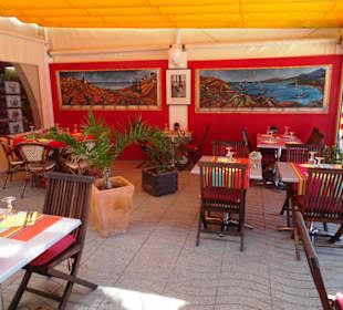 Terrassenplätze des Restaurants
