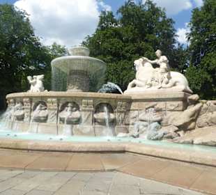 Wittelsbacher Brunnen München
