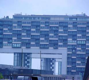 Eines der Kranhäuser