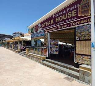 Shopping Center Tropical