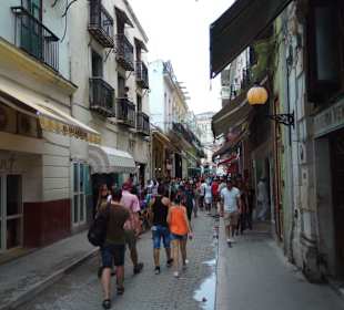 "Flaniermeile" Calle Obispo