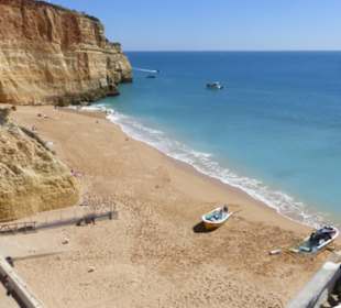 Praia de Benagil an der Algarve