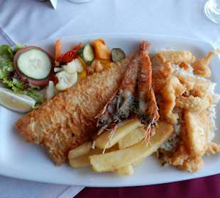 Hecht - (Fischplatte lecker !!)