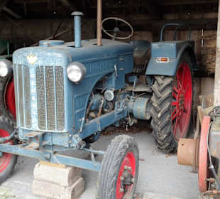 Alte Traktoren im Freilichtmuseum
