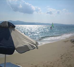Plaka Beach/Ag. Anna 6 km entfernt