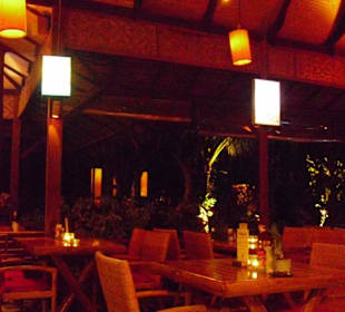 Baan Panburi am Abend