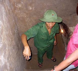 Im Tunnelsystem von Cu Chi