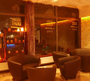 Cafe mit Blick auf den Berlischky-Pavillon