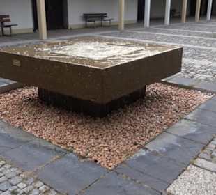 Aussegnungshalle Friedhof Schopflach