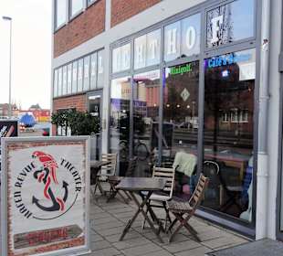 Außenansicht des SchwarLichtHofes