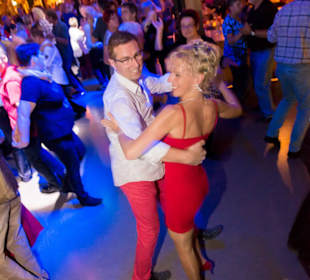 Tanzparty im Panoramastadl