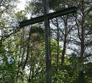 Gipfelkreuz Ostheimer Hügel / Streifberg