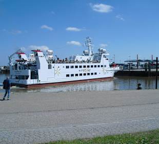 Am Fährhafen