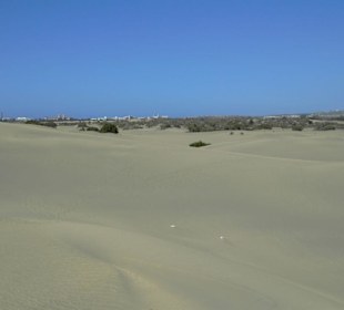 Blick über die Dünen nach Maspalomas/Meloneras