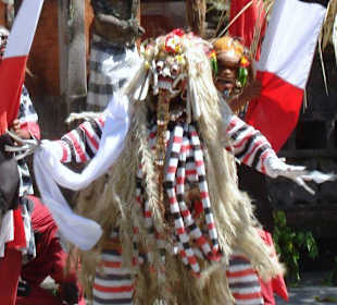 Schwarze Hexe Rangda