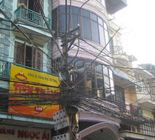 Stromverteilung in Hanoi.
