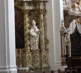 Stift Unserer Lieben Frau zur Alten Kapelle