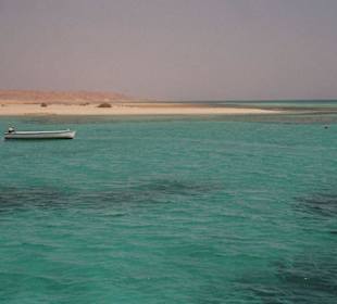 Insel im glasklaren Meer