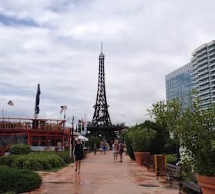 Das ist nicht Paris - am Strand