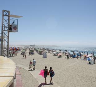 Leichter Sandsturm am Strand