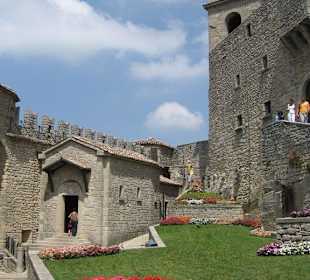 La Rocca - Innenhof
