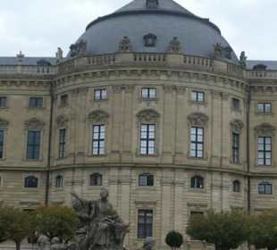 Herbst-Spaziergang im Würzburger Residenzgarten