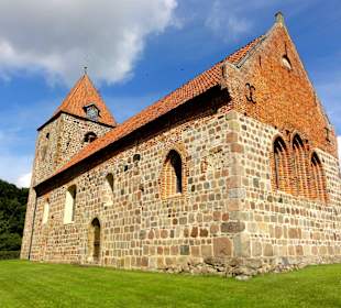 Außenansicht der Kirche St. Firminus