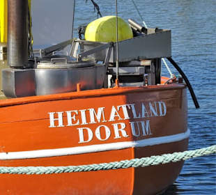 Eindrücke aus dem Kutterhafen von Dorum