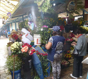 Samstag ist die ganze Stadt ein großer Markt