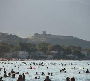 Strand hinter Burg Platamonas
