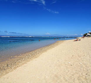 Eindrücke vom Strand in Saint-Pierre