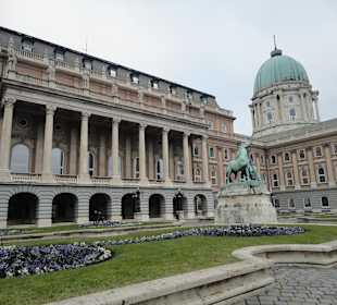 Burgberg/ Burgpalast 