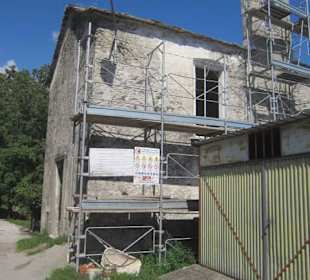 Brenzio, Kirche wird renoviert!Super!