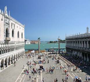 Blick vom "Balkon" der Basilica di San Marco