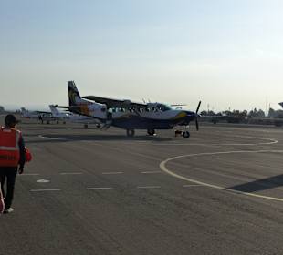 Cessna für den Überflug der Lines