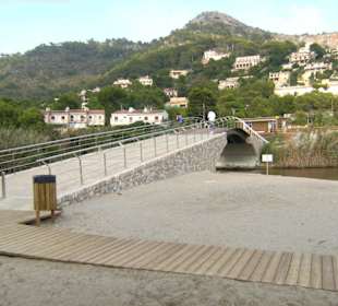 Brücke über die Lagune