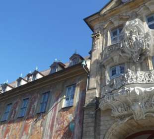Bamberg: das Alte Rathaus über der Regnitz