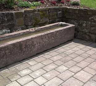 Dorfbrunnen Unteriflingen