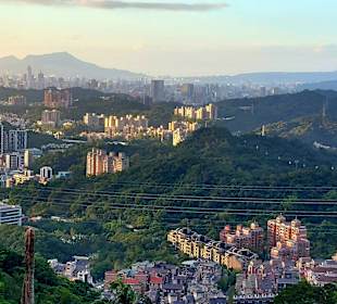 Maokong Gondel -  Rund um Tempel Station