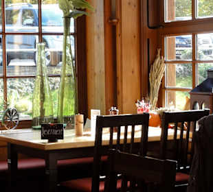 Blick in die Gasträume des Platzhirsch