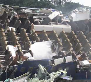 L'interno di un aereo caduto