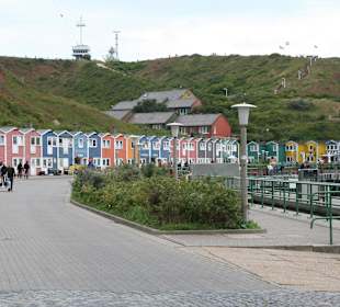 Widok z poru na piękne kolorowe domki