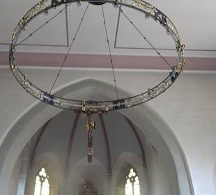 Bitte beschreiben Sie, was auf Ihren Bildern zu se